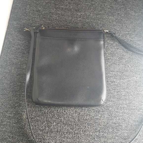 Authentic Coach Crossbody - Picture 3 of 6